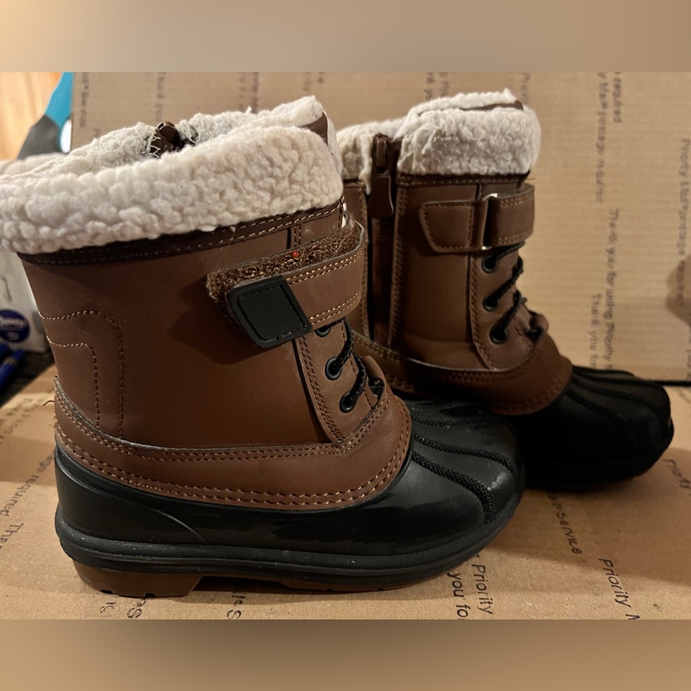 Kids lined boots
